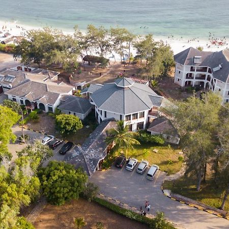 Watamu Adventist Beach Resort Bagian luar foto