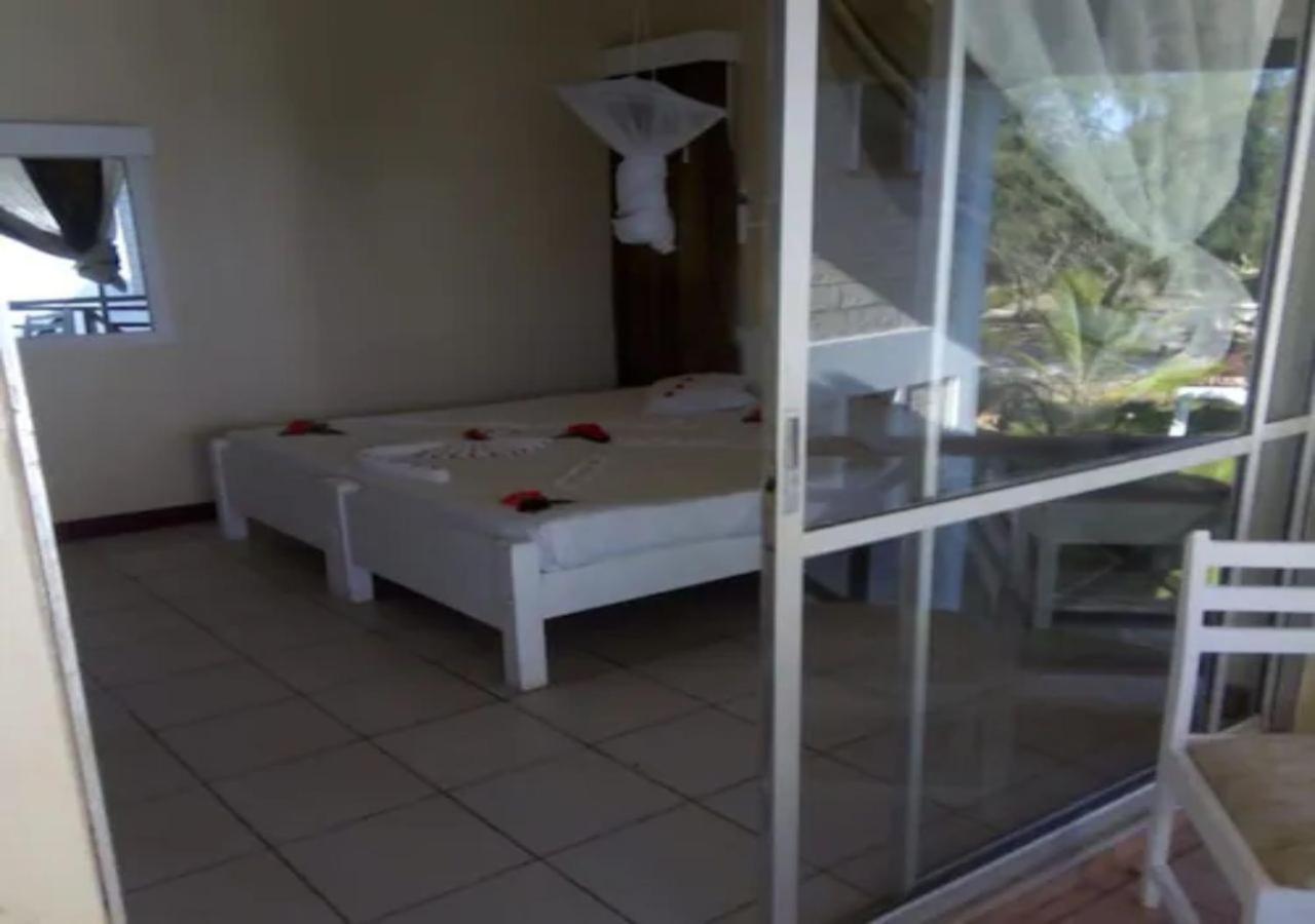 Watamu Adventist Beach Resort Bagian luar foto