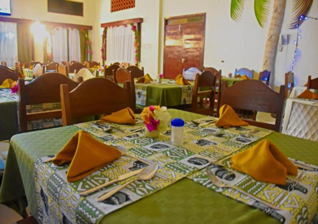 Watamu Adventist Beach Resort Bagian luar foto